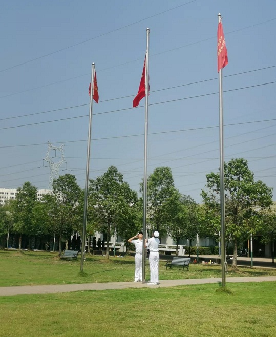 2021級新生國防教育暨軍事強化訓(xùn)練開營儀式